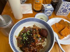 -沪西老弄堂面馆(定西路店)