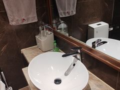 -弘安丽水温泉酒店