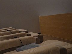 -裕龙汤泉