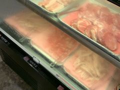 -江南猪肉商会无限续吃(弘大店)