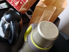 -桔子酒店(上海西藏北路地铁站店)