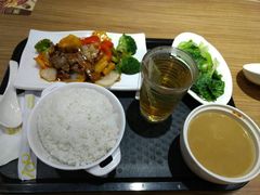 菠萝京都牛肉饭-大家乐(广州中华广场店)