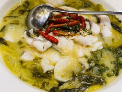 老坛酸菜鱼片-望乡楼上海菜(日月光店)