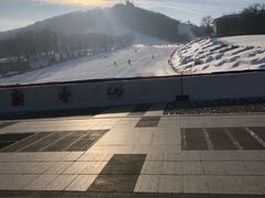 -庙香山滑雪场