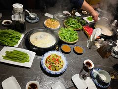 -大匠工房古船木艺术餐厅·猪肚鸡专门店(长白仙岛店)