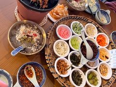 -包整·丝娃娃(一览甲秀楼风景店)