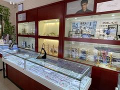 -吴良材眼镜(北中路店)