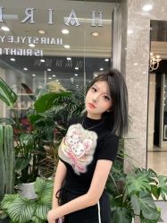 -HAIR HERE造型