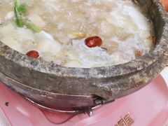 -墨脱石锅椰子鸡•海鲜糟粕醋(榆亚路店)