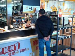 -麦当劳(军博店)