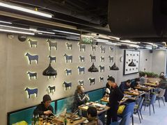 -牛串门串串香(东直门簋街总店)