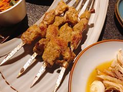铁串羊肉串-丝路金桃·新疆菜(徐汇店)