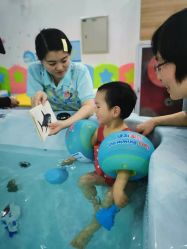 泳池-Cool-Fun蓝鲸π水育早教中心(金山万达海汇街店)