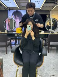 -藤野造型烫发染发