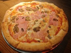 意大利熏火腿和蘑菇披萨-IL TEATRO 精品意大利餐厅