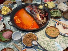 -鸿姐老火锅(花园路店)
