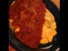 红烩牛肉蛋包饭-羽深肉铺 Steak & Wine