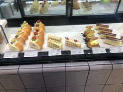 -黑草莓(重庆路店)