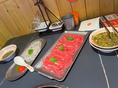 -由衷贵州酸汤牛肉火锅(新桥店)