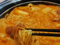 -三清洞摩西韩式年糕火锅(威高广场店)