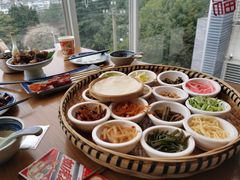 -包整·丝娃娃(一览甲秀楼风景店)