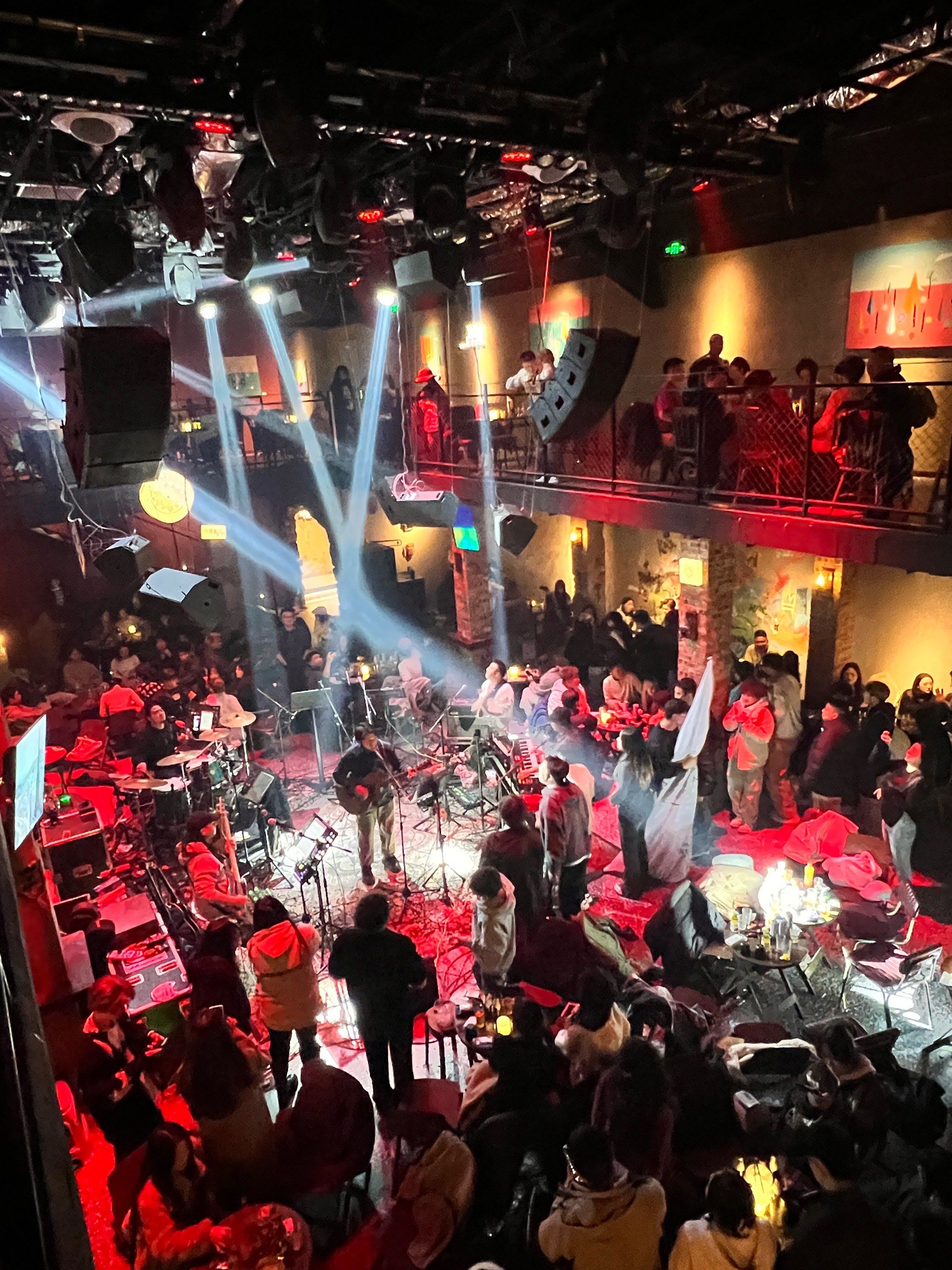 贵阳最摇滚的酒吧!好喜欢这里!