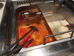 -海底捞火锅鲜切牛肉主题店(长寿路店)