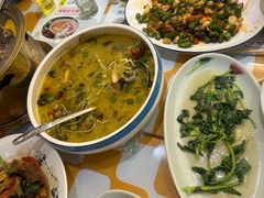 -钟记家菜(红专南路店)