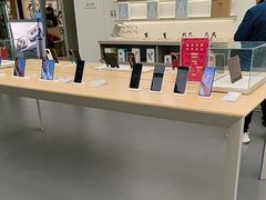 -华为授权体验店(中山公园来福士)