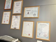 -棱石眼镜(CP静安店)