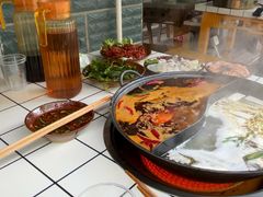 -重庆故事姊妹老火锅(财经学院店)