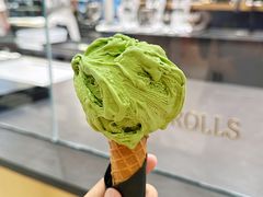 -白蘭BLANK(杭州湖滨银泰in77C区店)