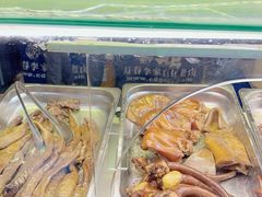 -老鼎万春卤菜(五代传承创始老店)