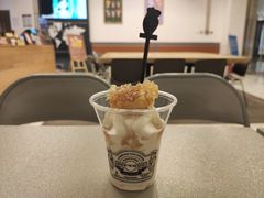 疯狂的蜂蜜冰淇淋-OUR Bakery(三里屯太古里店)
