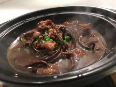 茶树菇焖肘子-李老爹香辣蟹(宣武门店)