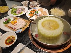 -得意咚瓜·顺德鱼生·冬瓜火锅(深圳首店)