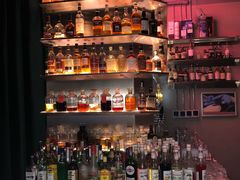 -TASTE ROOM Bar