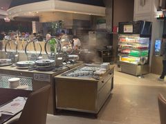 -荣誉国际酒店-云顶旋转餐厅