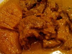 咖喱牛腩饭-翠华餐厅