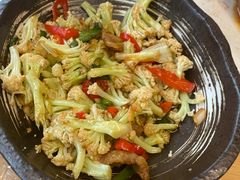 -关东小磨东北菜(上海长风大悦城店)