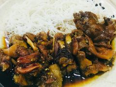 微辣猪蹄面-贤花饭店(凯德店)