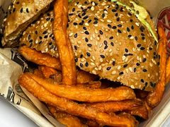 -FAT COW(虹梅路店)