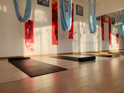 -一伽瑜伽·普拉提