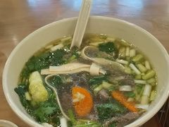 -佬钱湾仔(衣裳街店)