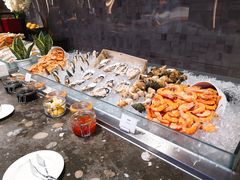 -BLU 全日制餐厅(上海安曼纳卓悦酒店)