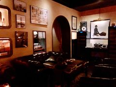 -THE OLD HOUSE酒吧