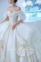 -艾米丽婚纱礼服