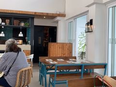-Cha Cha's Beach Cafe