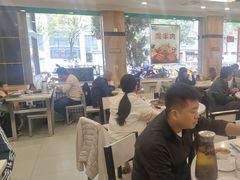 -迎宾楼(解放西街店)