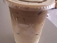 -瑞幸咖啡(田贝地铁站D出入口店)